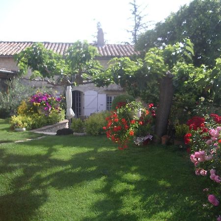 Le Mas Fa Sua Bed and Breakfast Malataverne Exterior foto